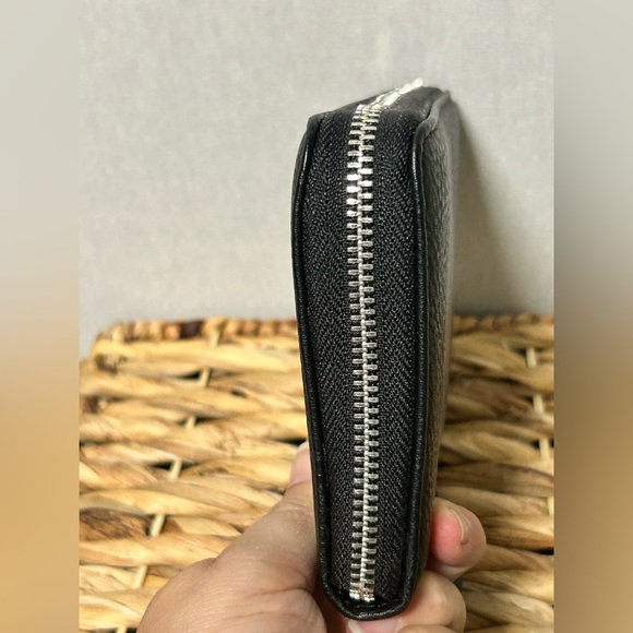 Steve Madden Zip Around Wallet Wrislet Black - Picture 7 of 12